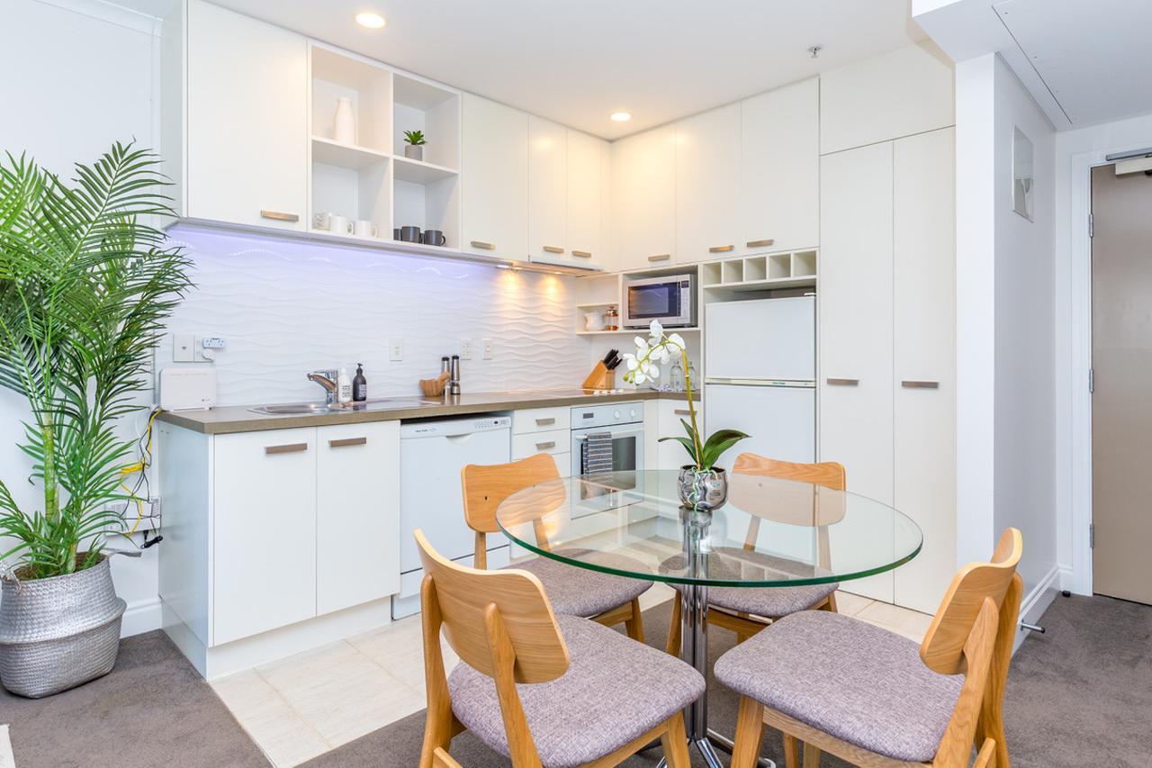 Gorgeous Apartment! Nice Views, Pool And Gym. Окленд Экстерьер фото