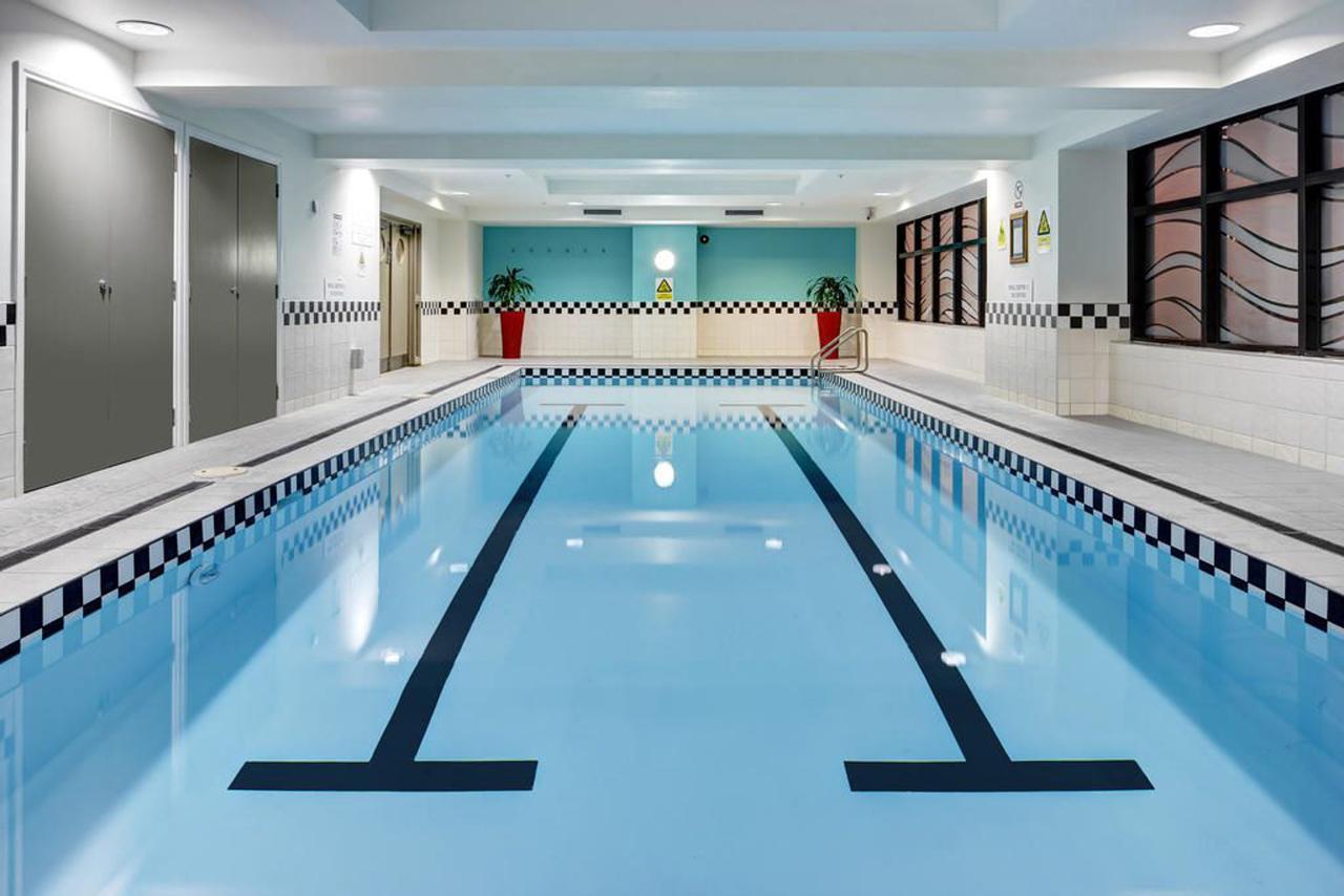 Gorgeous Apartment! Nice Views, Pool And Gym. Окленд Экстерьер фото